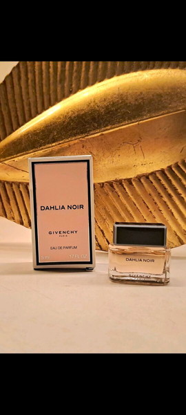 DAHLIA NOIR EAU DE PARFUM