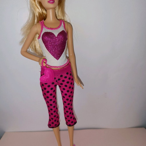 Barbie Fashionistas Pijama Party used doll with clothes and bag
