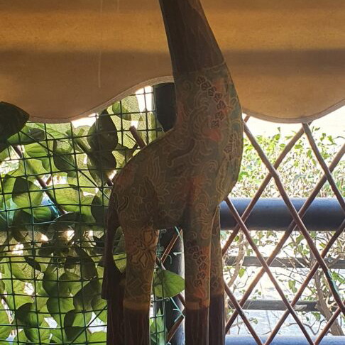 Wooden giraffe sculpture like new, height 1.02 m