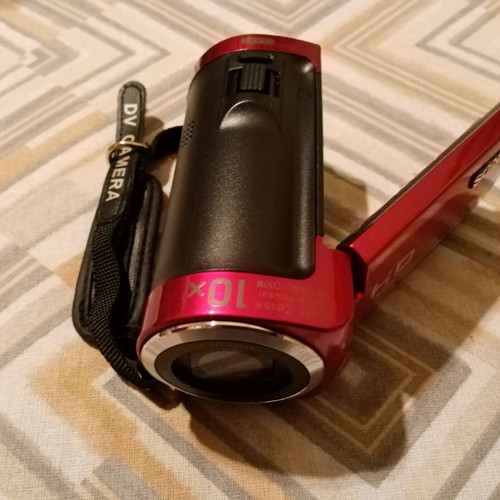 Sony Handycam digital video camera HDR-CX 100/R like new