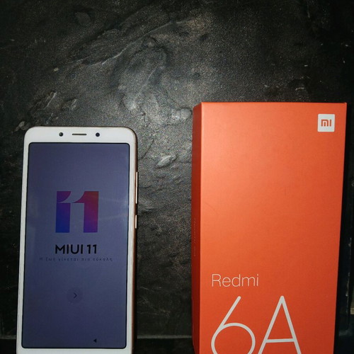 Redmi 6A smartphone like new, 2GB RAM, 16GB storage, gold