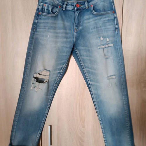 Zara Z1975 ripped jeans like new, blue mid waist size M