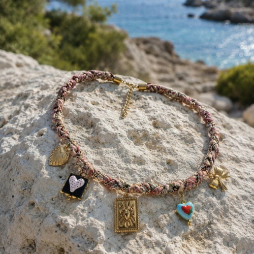 Boho summer charms necklace new, multicolor and gold