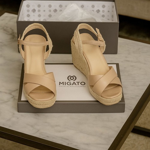 Migato women's platform shoes used, size 38, beige