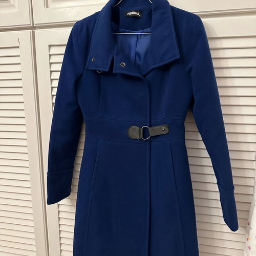 Winter coat blue roua Paranoia size small like new