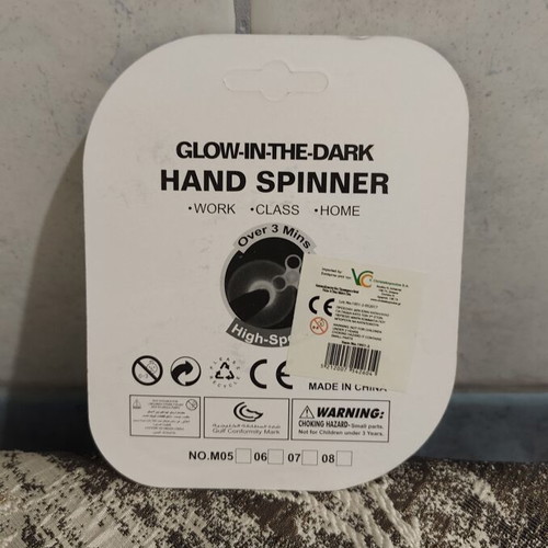 Skill Play Glow-in-the-Dark Hand Spinner green new