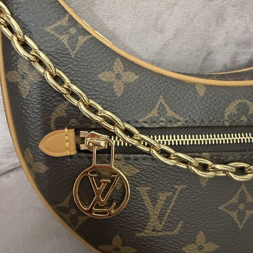 Bag crossbody brown like new