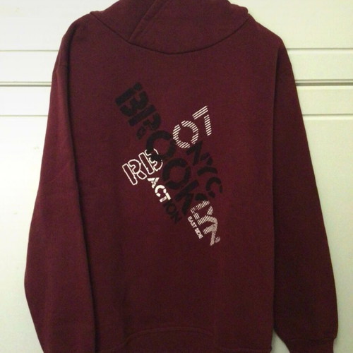 Burgundy sweatshirt lightly worn, size M