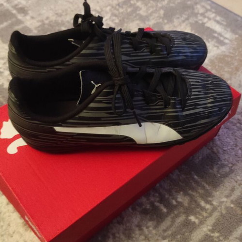 Puma football shoes size 37 used, black