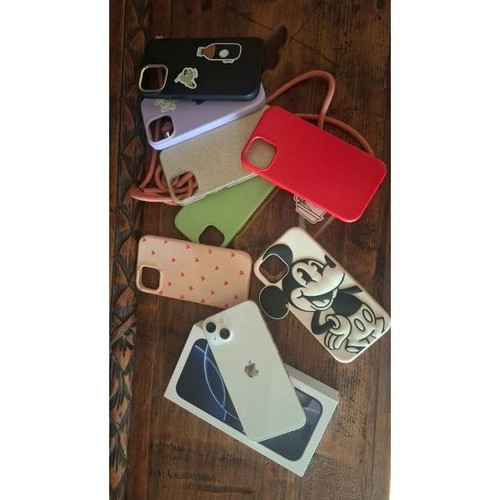 iPhone 13 White 128GB with box and multiple cases
