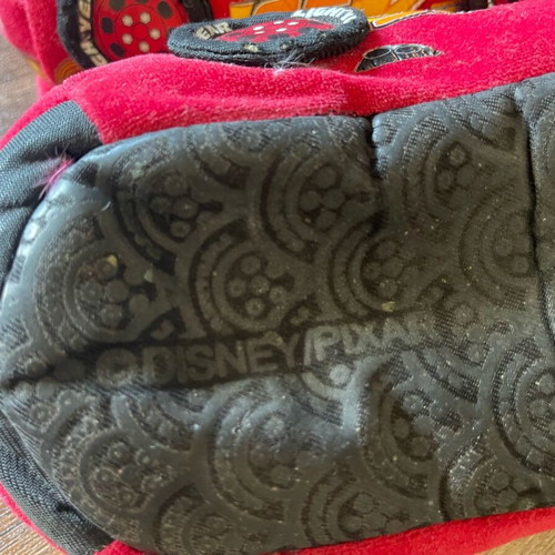 Macqueen kids slippers size 33 used with scuffs