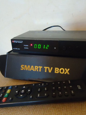 Opticum Satellite Decoder like new