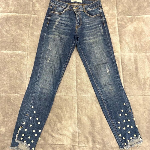 Zara jean with pearls in excellent condition, size XS