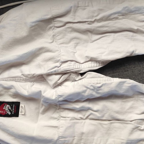 Judoki Tae kwo Do, Jiu Jitsu, Judo suit like new, white, size 122 cm