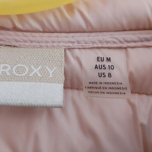 Roxy women's jacket pink medium new, lightweight
