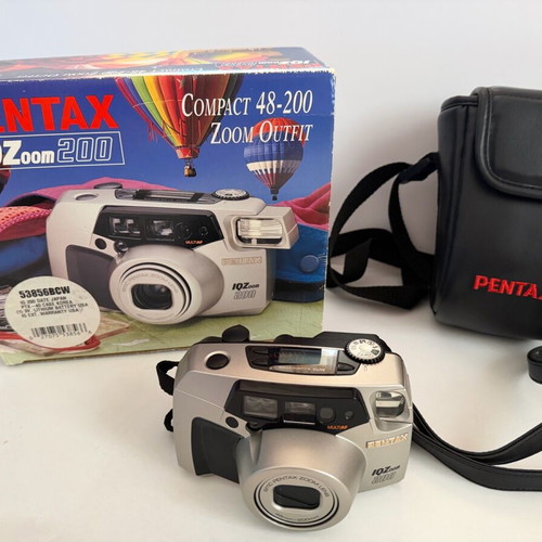Pentax IQZoom200 camera like new