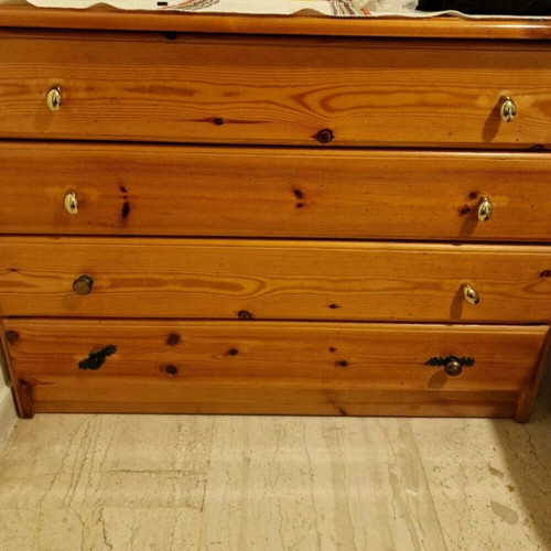 Chest of drawers with matching mirror like new, Swedish wood