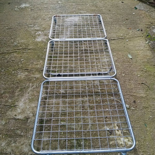 Folding Metal Campaign Bed like new without mattress