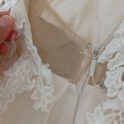 Wedding dress A-line size XS used with built-in cups and carrying case