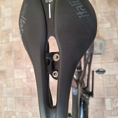 Giant TCR PRO M/L 2023 Road Bike like new, disc brakes