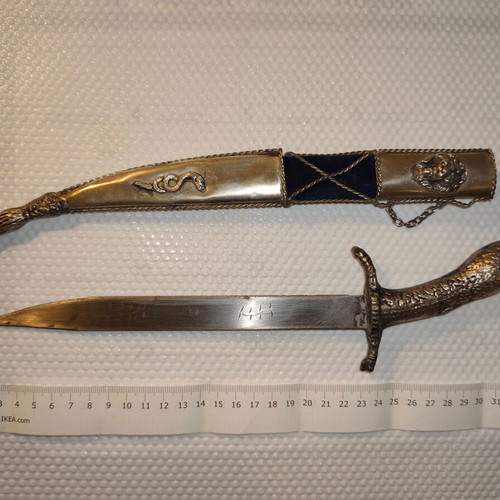 Decorative daggers with sheaths, 27–30cm, collectible