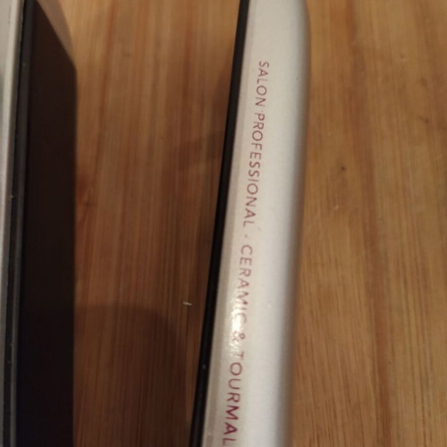 Bellissima Imetec Professional Hair Straightener like new, ceramic & tourmaline