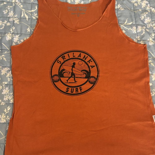 Chill Bay Sri Lanka Surf sleeveless top like new, orange
