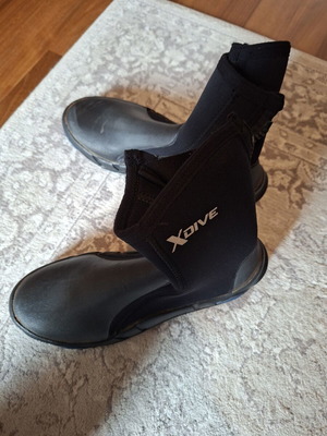 XDive Neoprene Diving Boots 5mm size 45 like new
