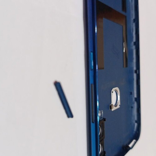 Huawei P Smart 2019 back cover like new with minor defects