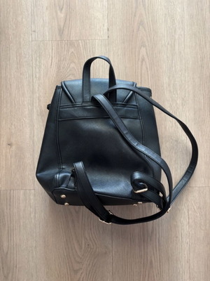 Migato backpack like new, black