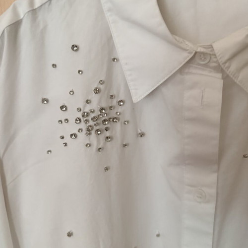 Zara white shirt with special details new, comfortable fit