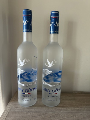 Grey Goose βότκα πακέτο 2 καινούργιες, σφραγισμένες