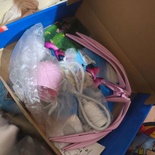 Large Super Deel Toys like new