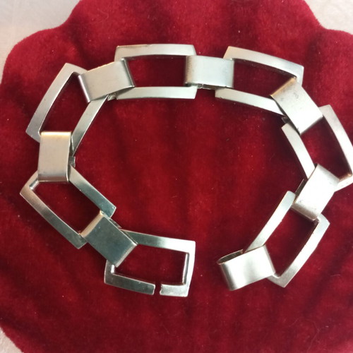 Gucci silver bracelet 925 authentic like new, length 18.5cm