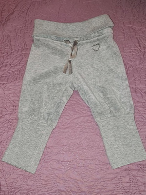 Baby sweatpants 12-18 months Benetton like new