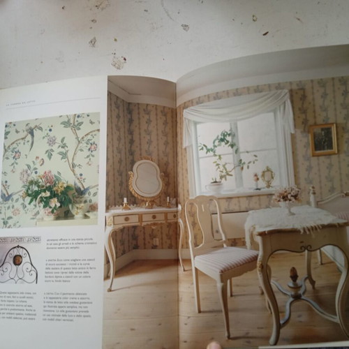 Laura Ashley Decorare con la carta e la pittura book like new, Italian