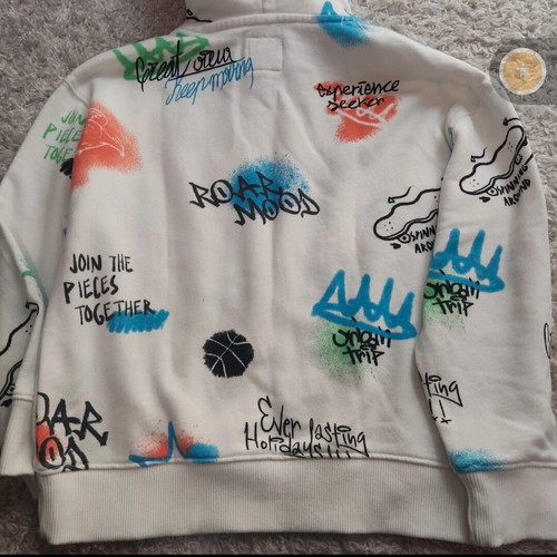 Zara hoodie like new, white multicolor