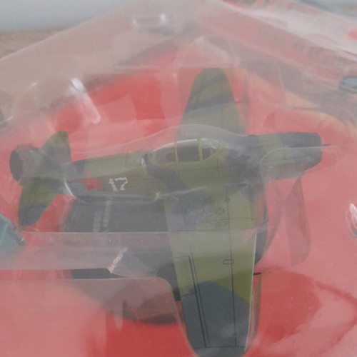 Metallic World War II fighter plane Deagostini series new
