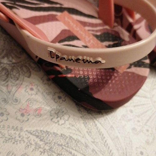 Ipanema girls' sandals size 31 used, pink
