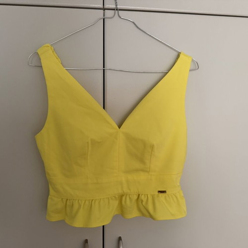 Crop top Toi&Moi size Small like new, yellow