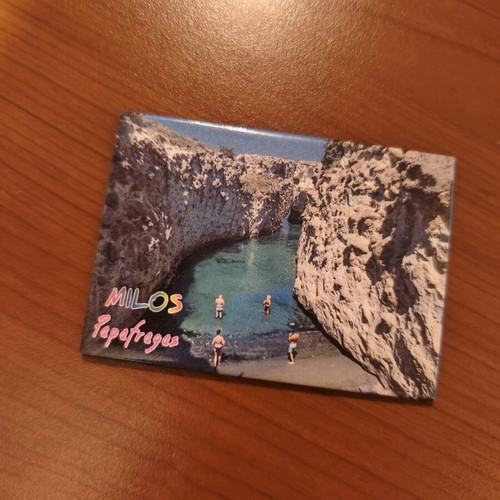 Souvenir magnets like new