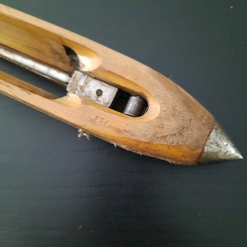 Weaving shuttle used collectible wooden with metal ends