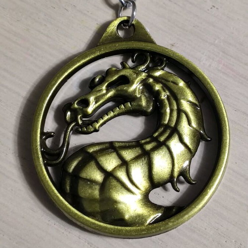 Mortal Kombat metal keychain vintage, like new