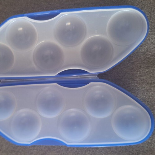 Tupperware egg holder 6 slots like new