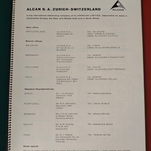 Alcan The World Atlas used, trilingual English German French