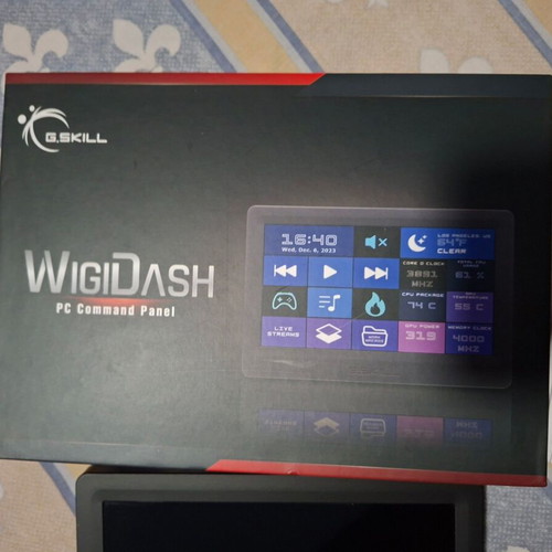 G-Skill WigiDash touchscreen monitor like new