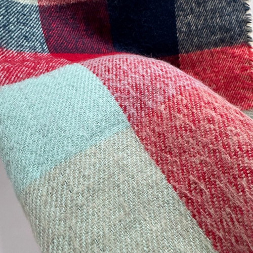Zara women's scarf like new, multicolored