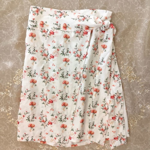 Floral pareo like new, multicolored, polyester