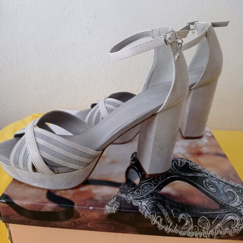 High-heeled sandals used, gray, size 37, 10cm heel