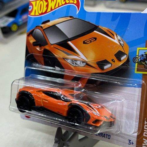 Hot Wheels Lamborghini Huracan Sterrato new sealed